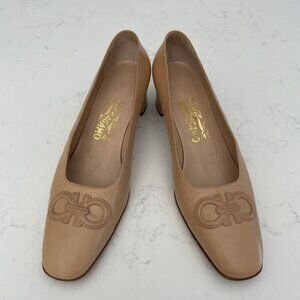Salvatore Ferragamo Designer 2" Heel Slip On Leather Shoes Neutral Tan Sz 10B